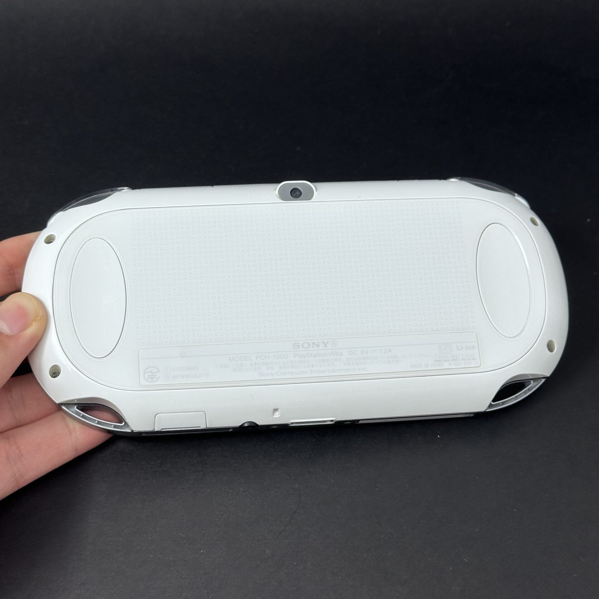 PS Vita OLED (128GB) - 580 Games | Crystal White image 1