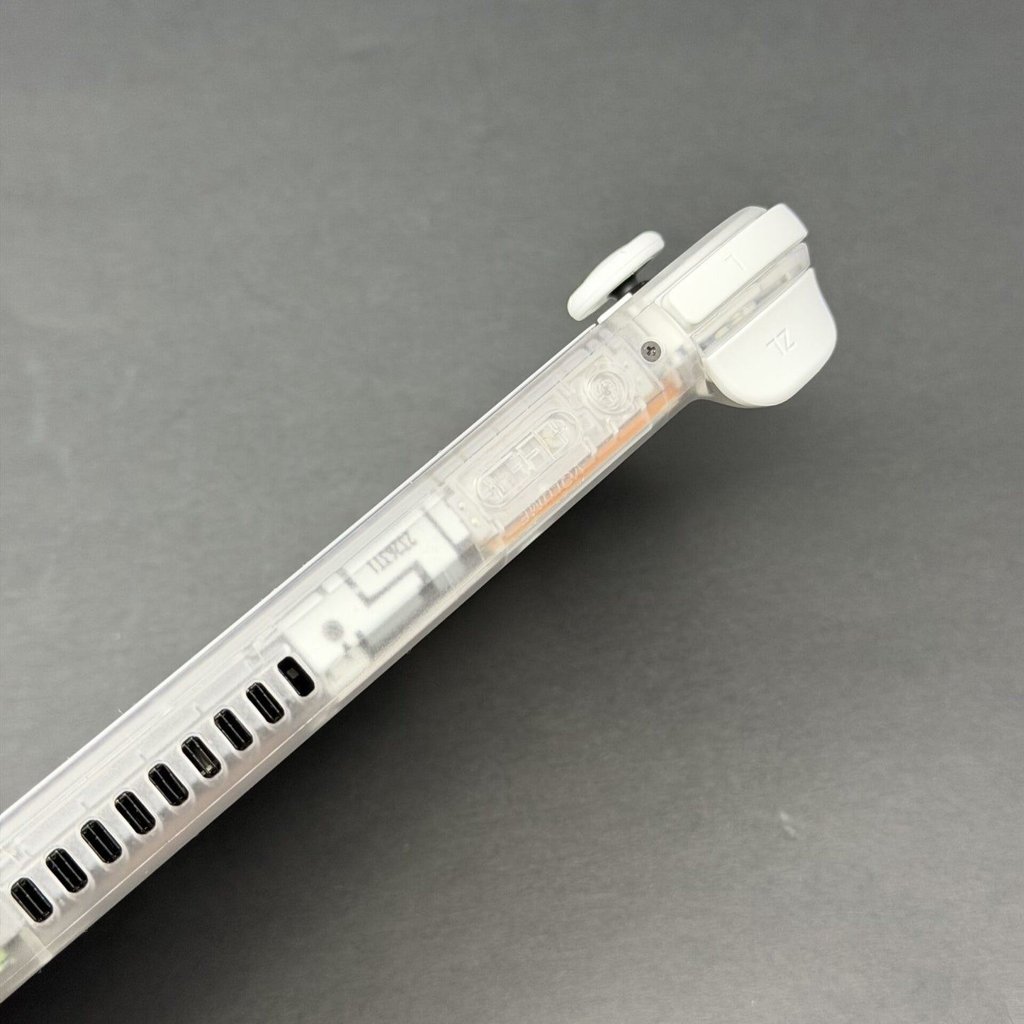 Nintendo Switch Lite - Clear White | Custom image 4