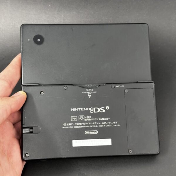 Nintendo DSi (128GB) - 4000 Games | Matte Black - Image 2