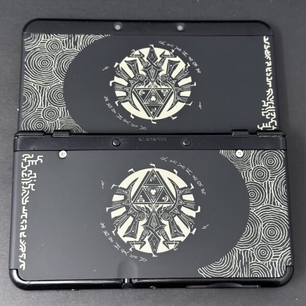 New Nintendo 3DS (64GB) – 600+ Games | w/ Zelda Cover Plates - Image 2