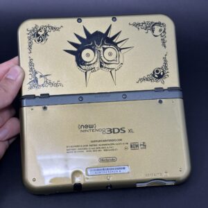 New Nintendo 3DS XL (64GB) – 600+ Games | Majora's Mask Edition (Top IPS)