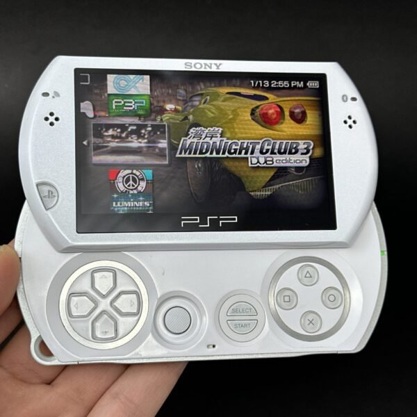 PSP GO (16GB) - 900 Pre-Loaded Games | New Screen - White