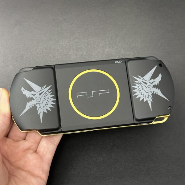PSP 3000 (128GB) - 1050 Games | Monster Hunter - Image 2