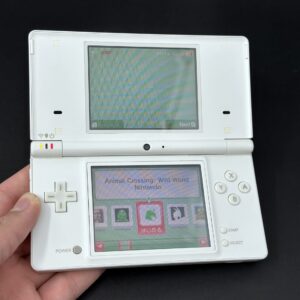 img_0721.jpeg Nintendo DSi (128GB) - 4000 Games | Matte White