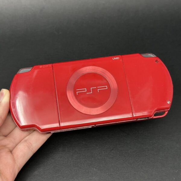 PSP 2000 (128GB) - 1050 Games | Deep Red