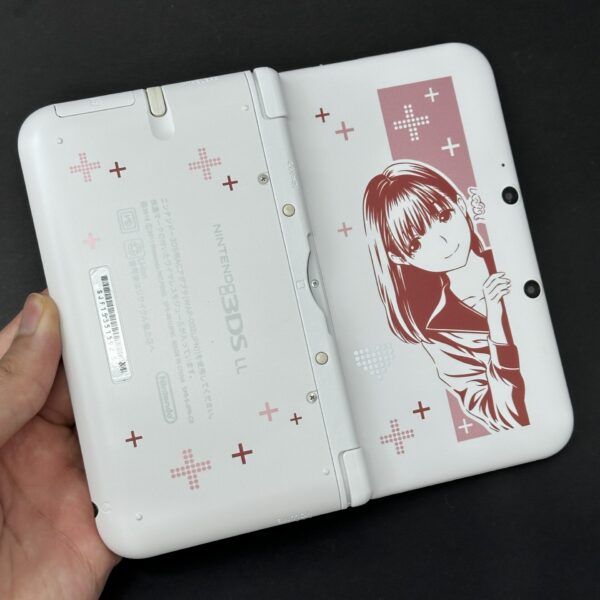 Nintendo 3DS XL (64GB) – 600+ Games | LovePlus Limited Edition