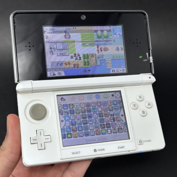 img_3957.jpeg Nintendo 3DS (64GB) – 600+ Games | Ice White
