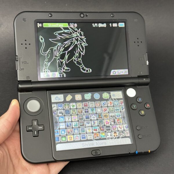 New Nintendo 3DS XL (64GB) – 600+ Games | Solgaleo Lunala Edition